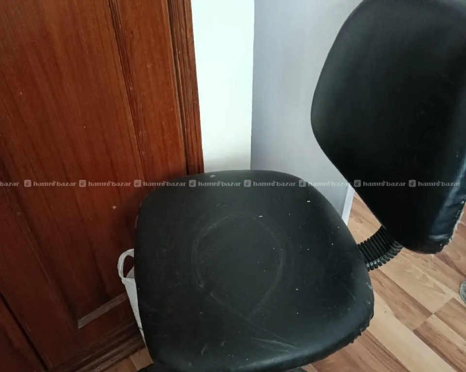 wooden table for office or study and rolling chair for sale!! 2