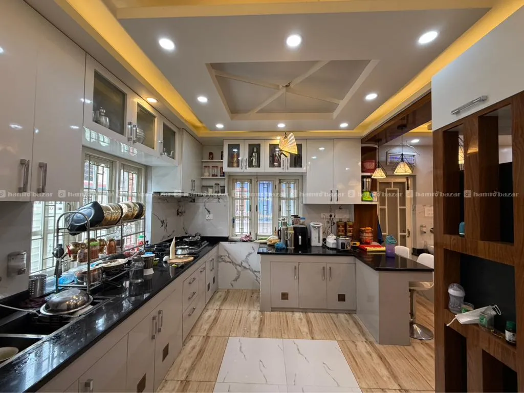 House On Sale In Makalbari 6