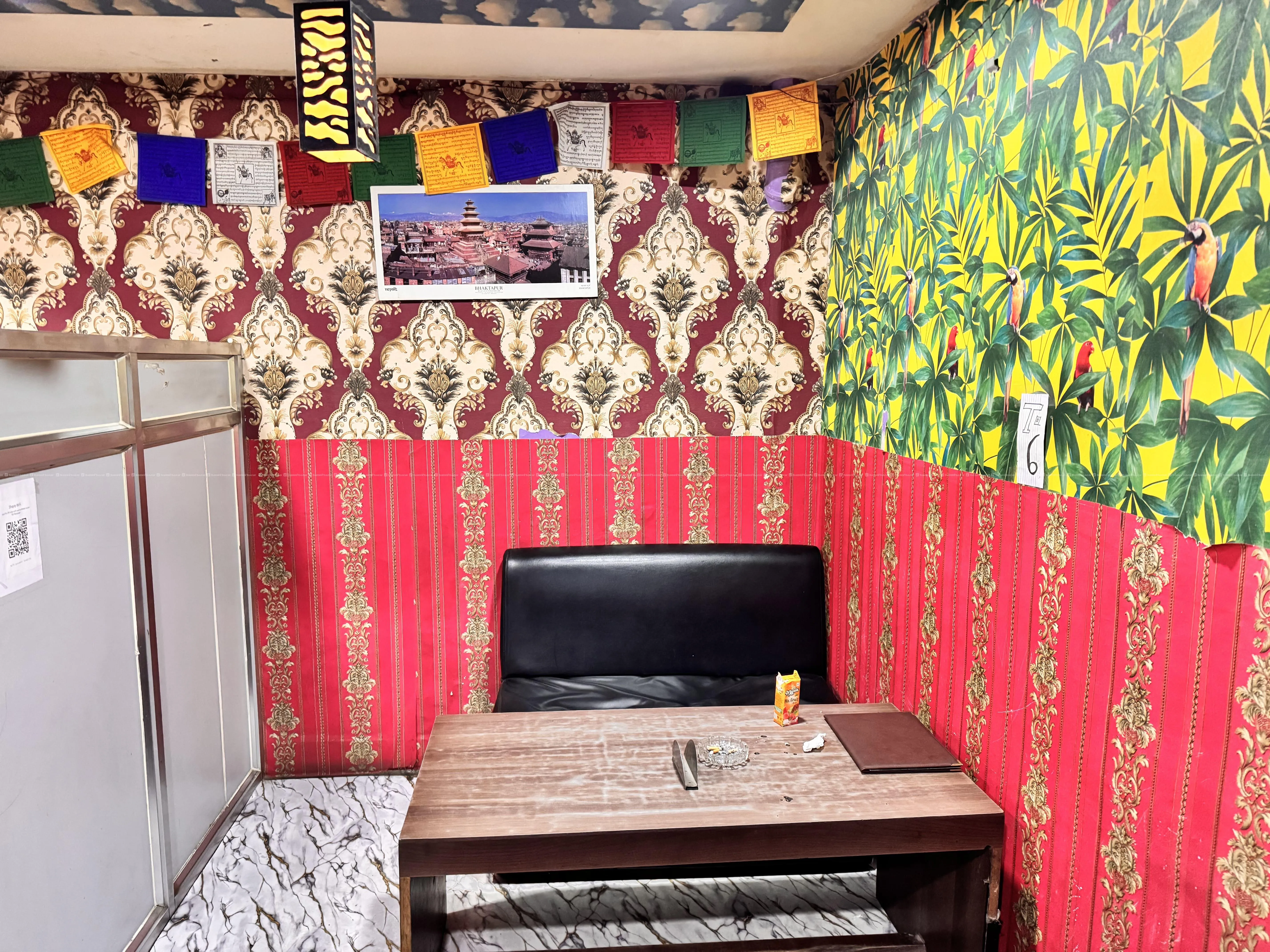Ekdam chalirako restaurant on sale : GONBABU CHOWK 3