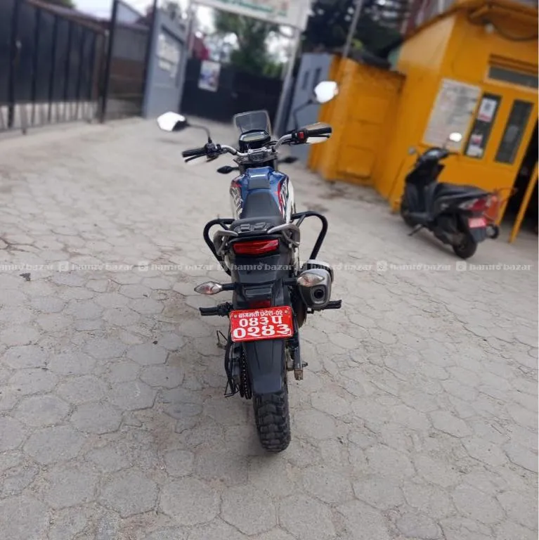 143 Lot Xpulse 200 4v Fi&abs 3