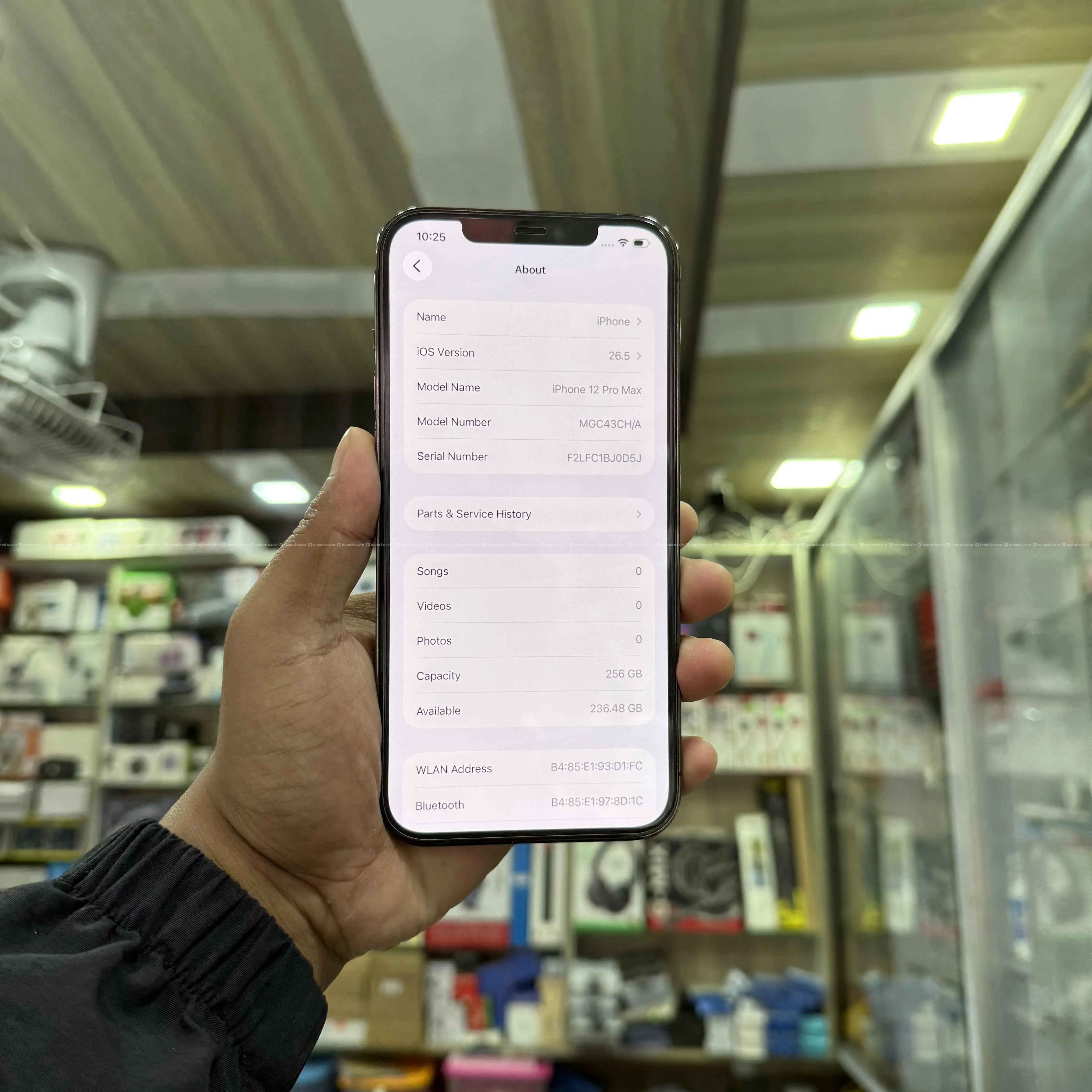 iPhone 12 Pro Max ( 256GB ) - 92% Battery Health 2