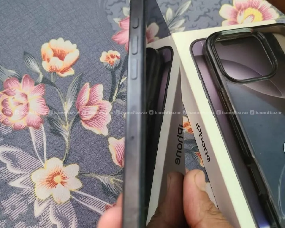 IPhone 16 Pro Max 4
