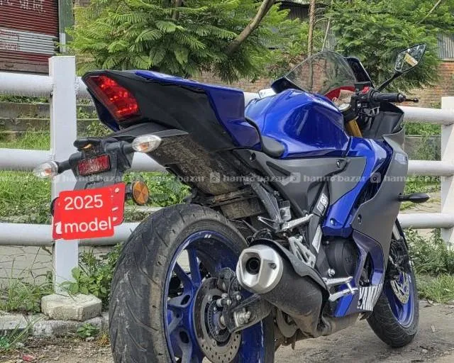 Yamaha r15v4 - 2025 model 9818846575 or 976-8397661 2