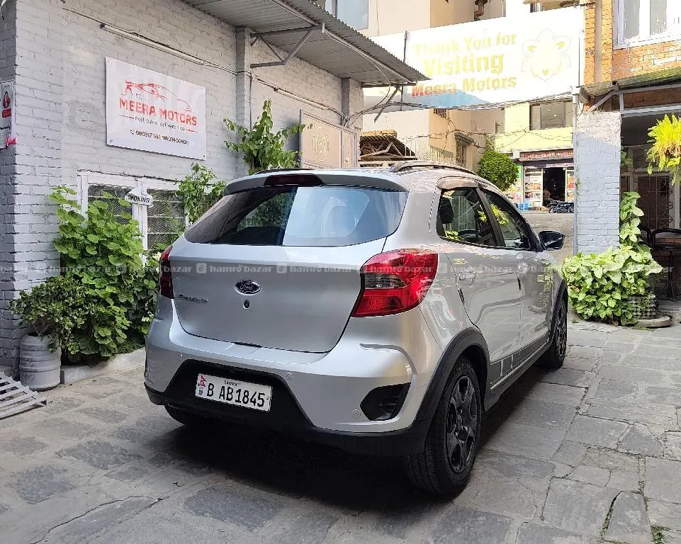 Company colour single handed Ford freestyle trend 2018 model for sale or exchange. 2