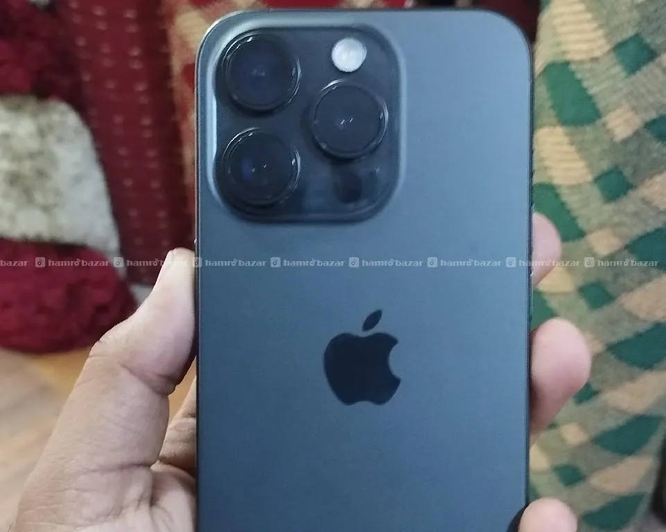 iPhone 15pro 128gb with box ☑️ 2
