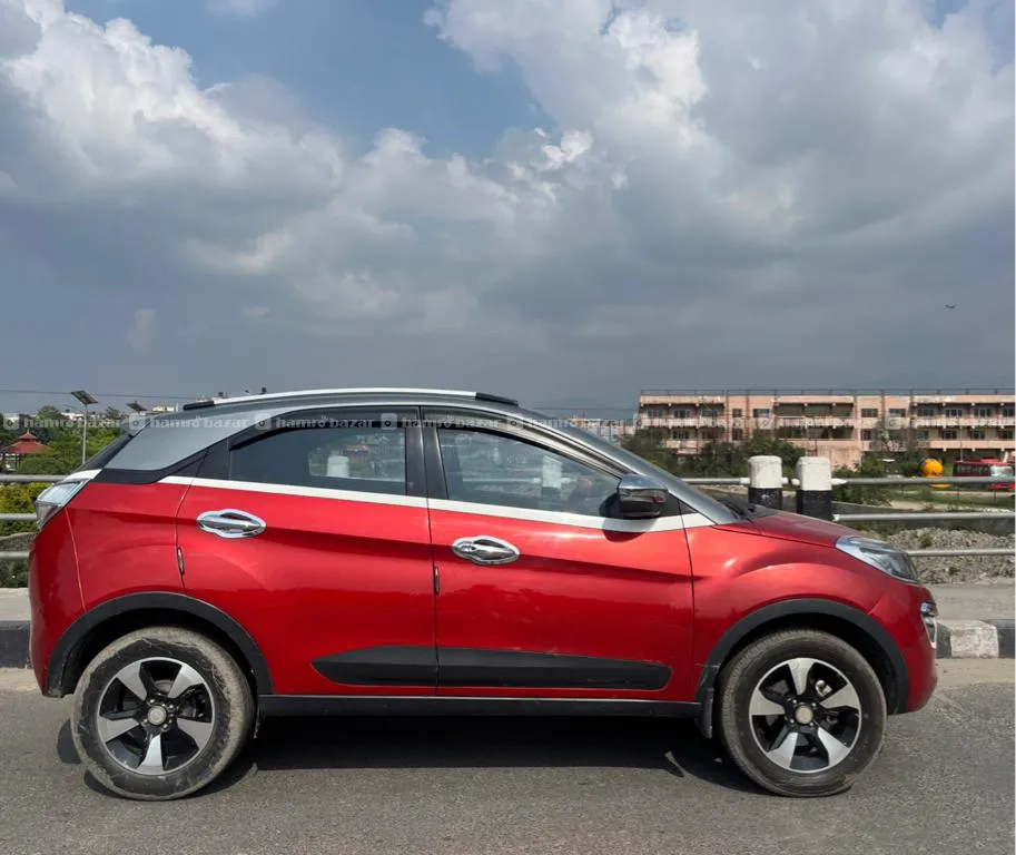 tata nexon xz+ 5