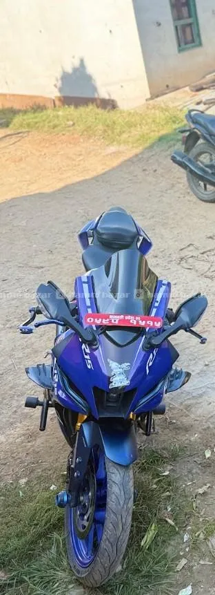 R15V4 on urgent sell 3