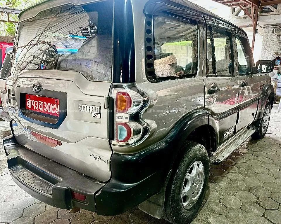Mahindra Scorpio S2 Single Owner Full Option Jeep 4