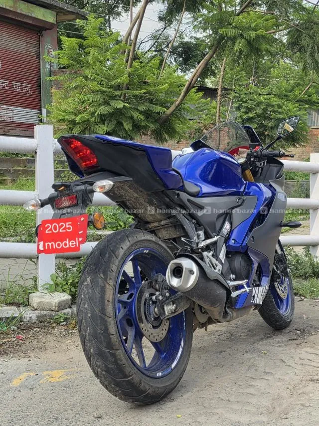Yamaha R15 V4 2025 model 9761803028 4