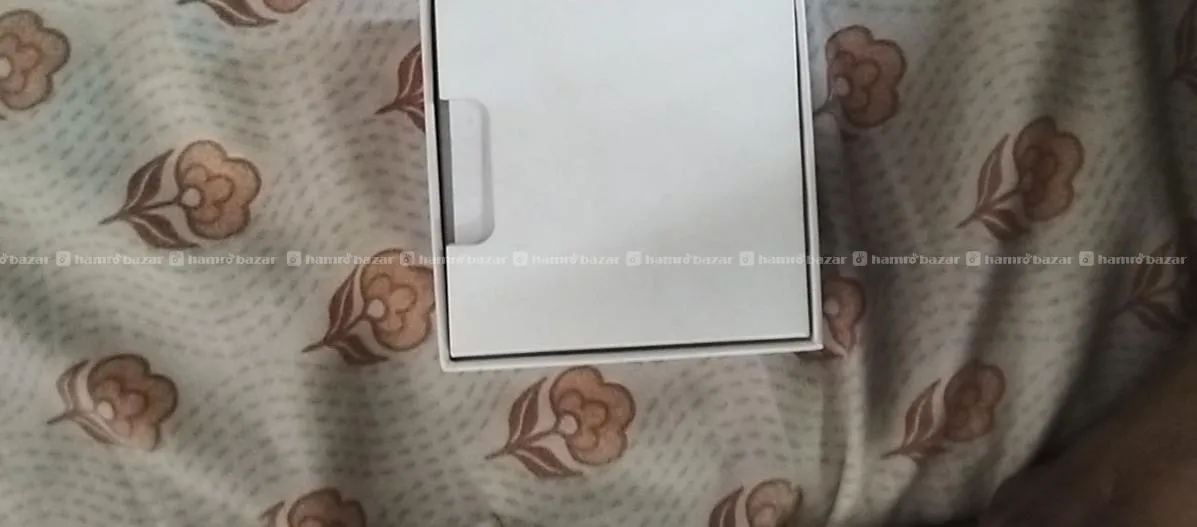 Apple AirPods Pro with MagSafe charging 6