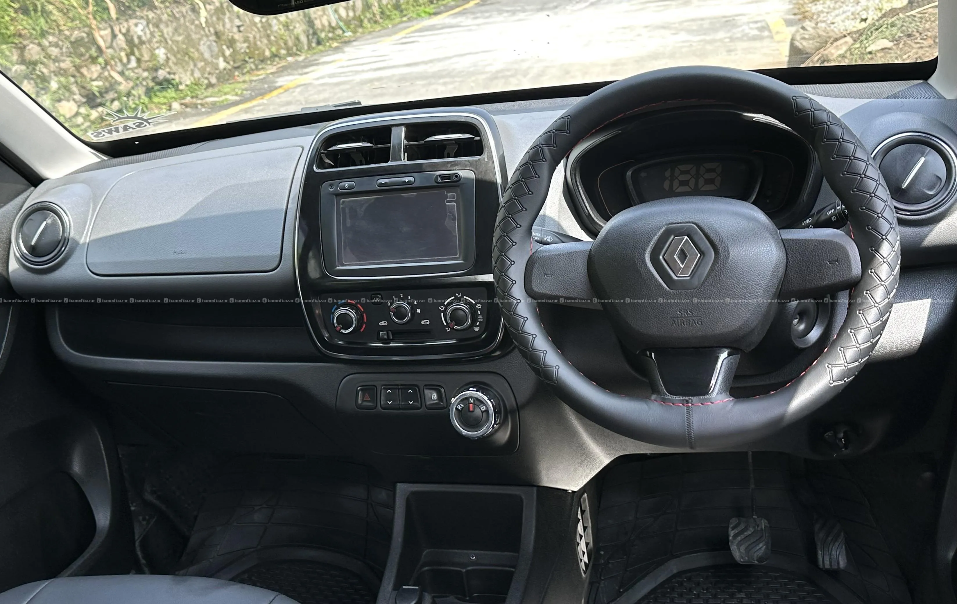 Renalut Kwid Auto 2017 model for sale 4