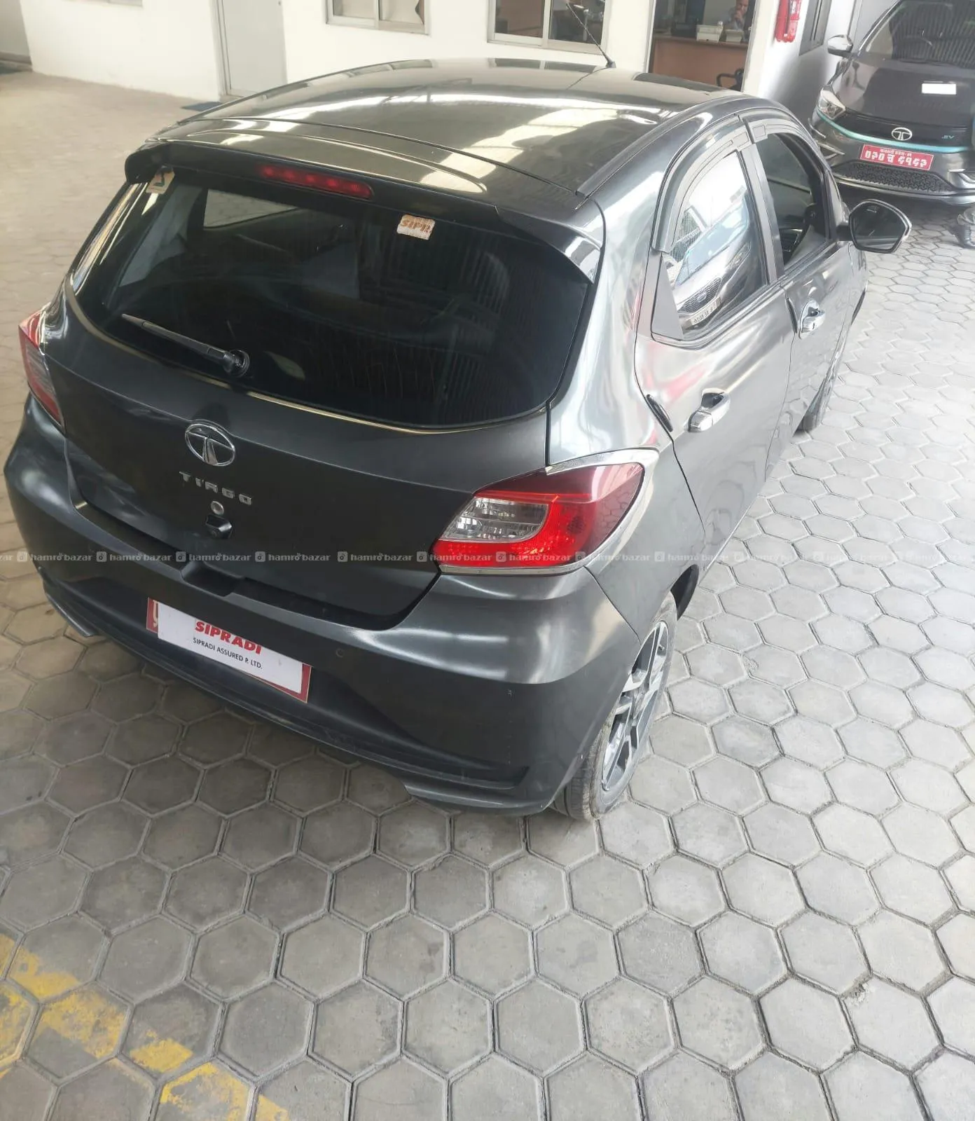 TATA Tiago XZ+ (2021) 2