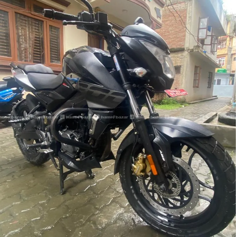 Ns 200 Fiabs 2021 Bike On Sale Black Color 3