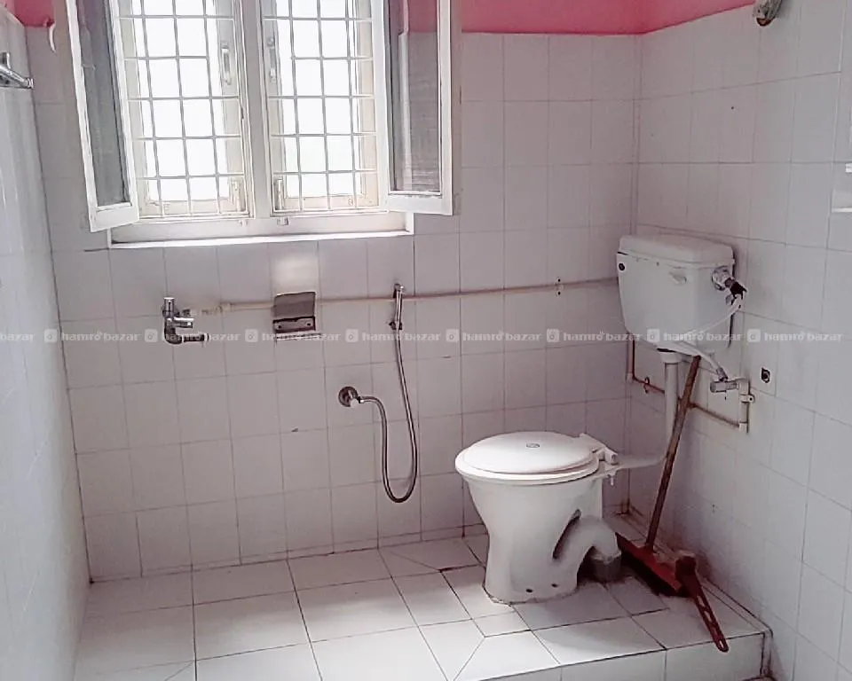 flat rent at nakhu 4
