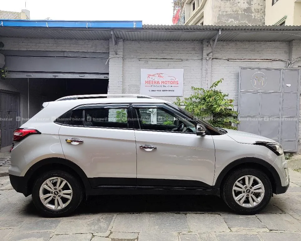 Single handed company color Creta sx 2015 model 3
