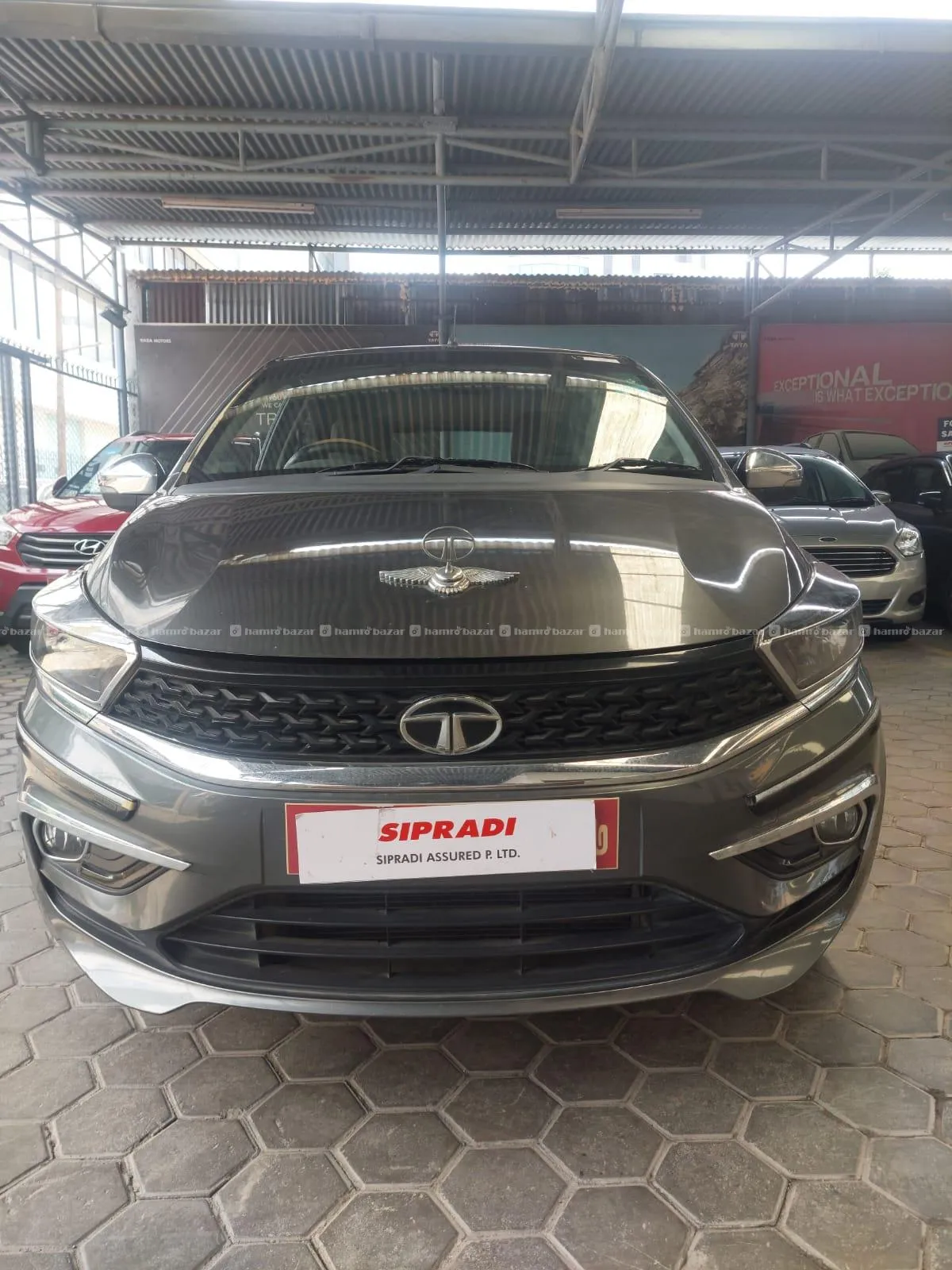 TATA Tiago XZ+ (2021) 5