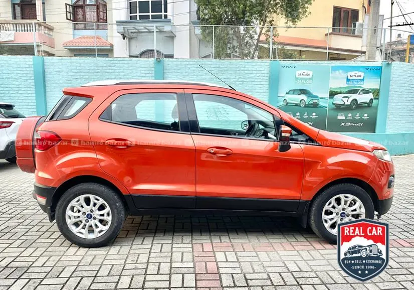 Ford Ecosport Titanium+ Auto Gear 2013 Single Hand 5