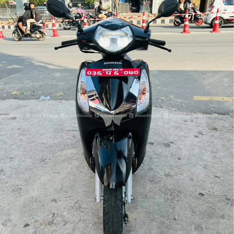 Honda Aviator 4