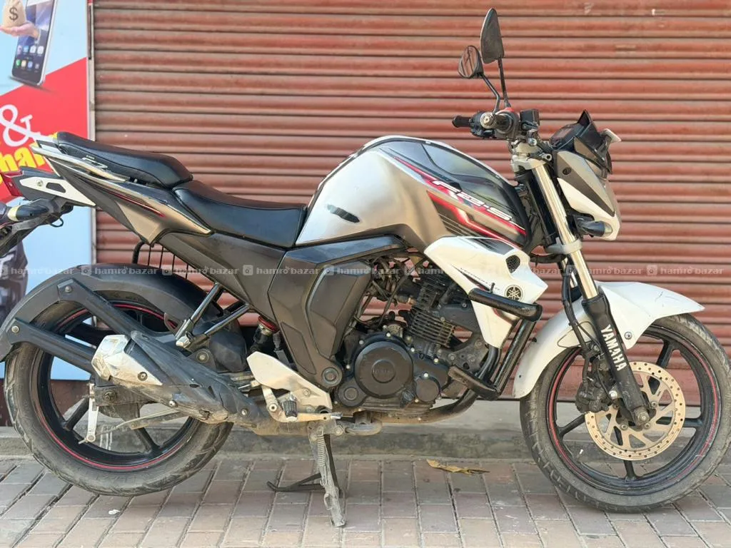 Yahama Fzs V2 82 Lot Sale Or Ex 2