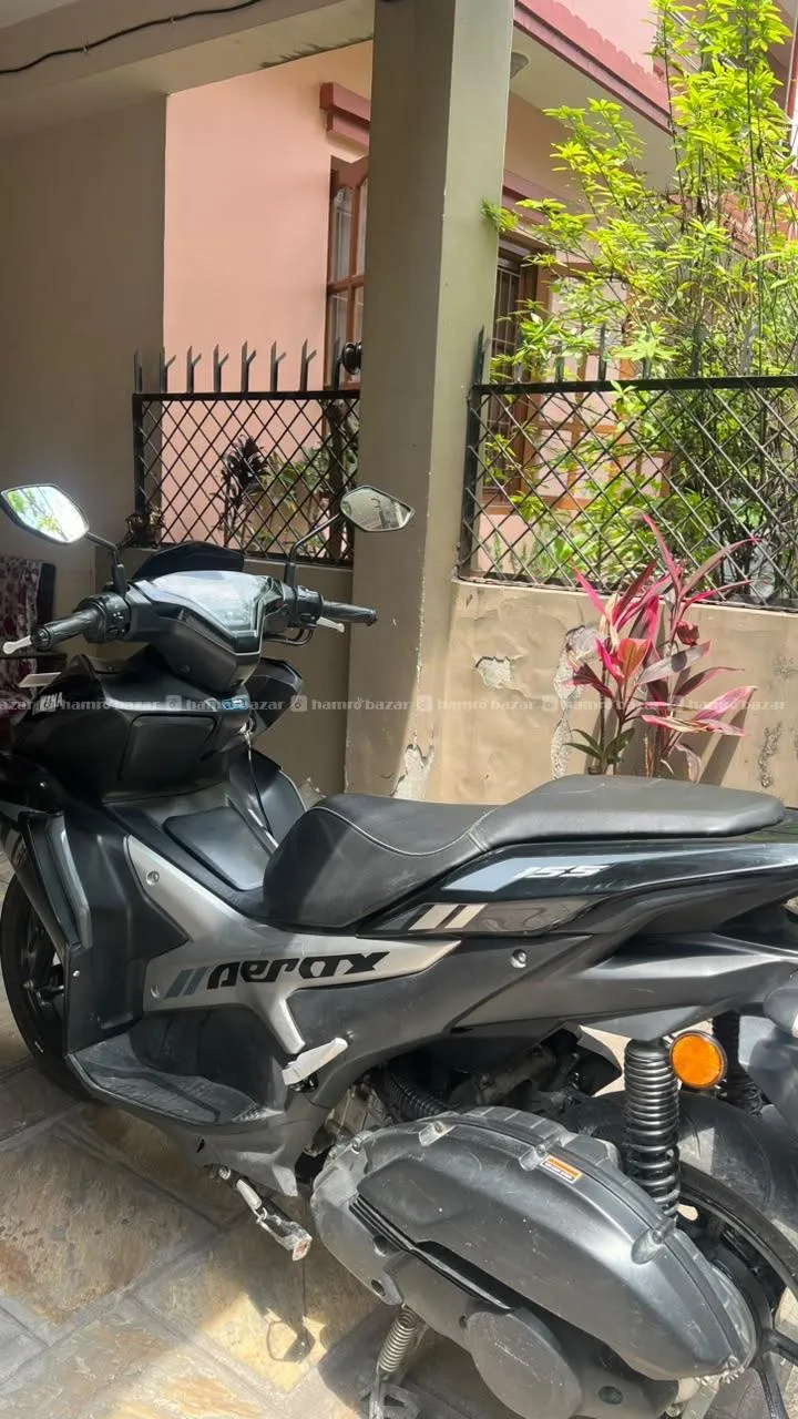 Yamaha Aerox 155 in really good condition 2