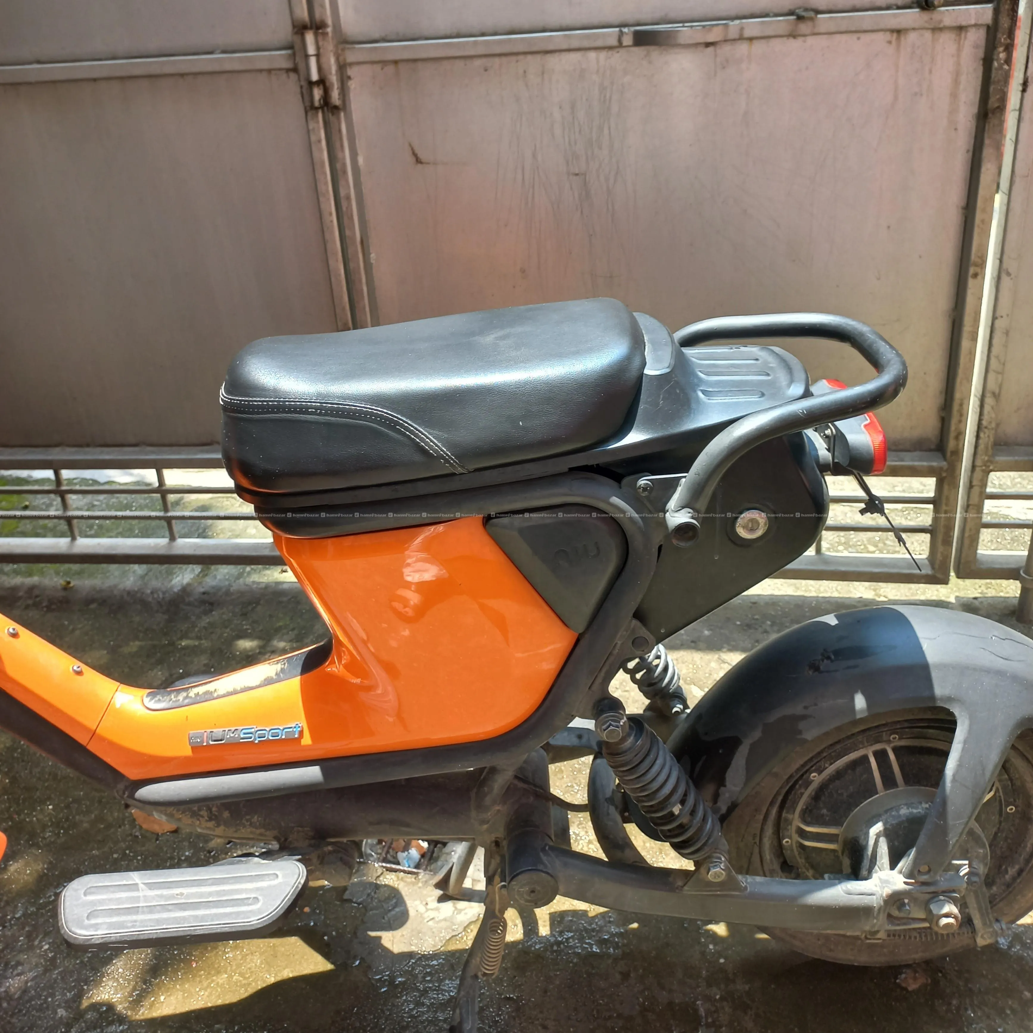 Electric scooter (NIU QUim) on sale 6