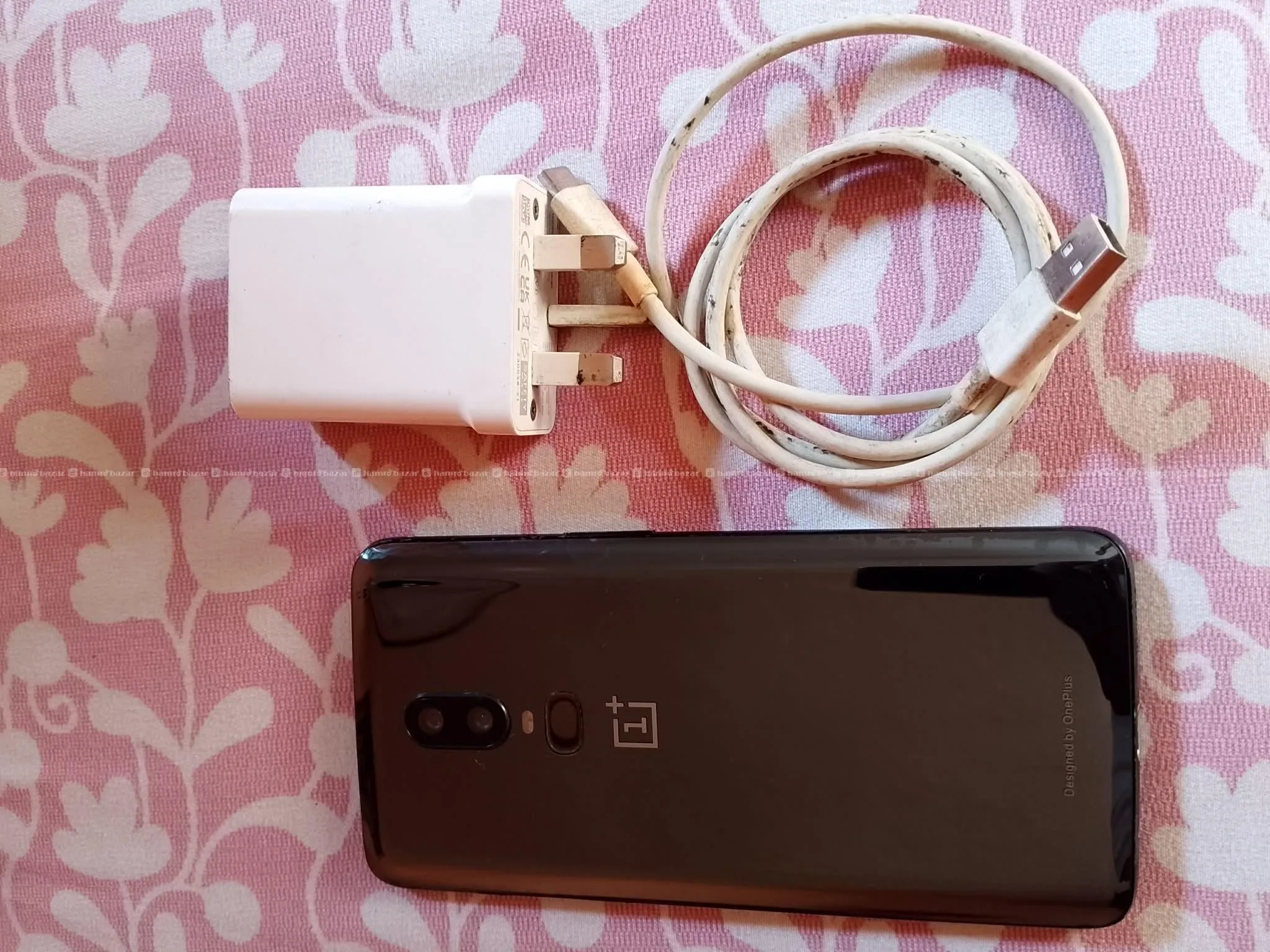 Urgent sale One plus 6 no any problem 6