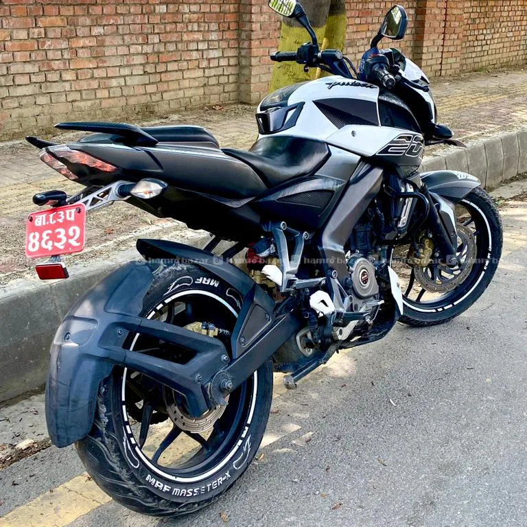 Pulsar Ns200 Bike 2