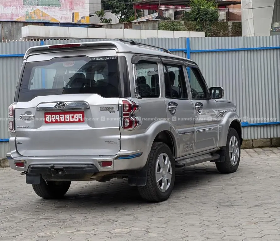 Mahindra Scorpio S5 2.2 4WD 2019 3