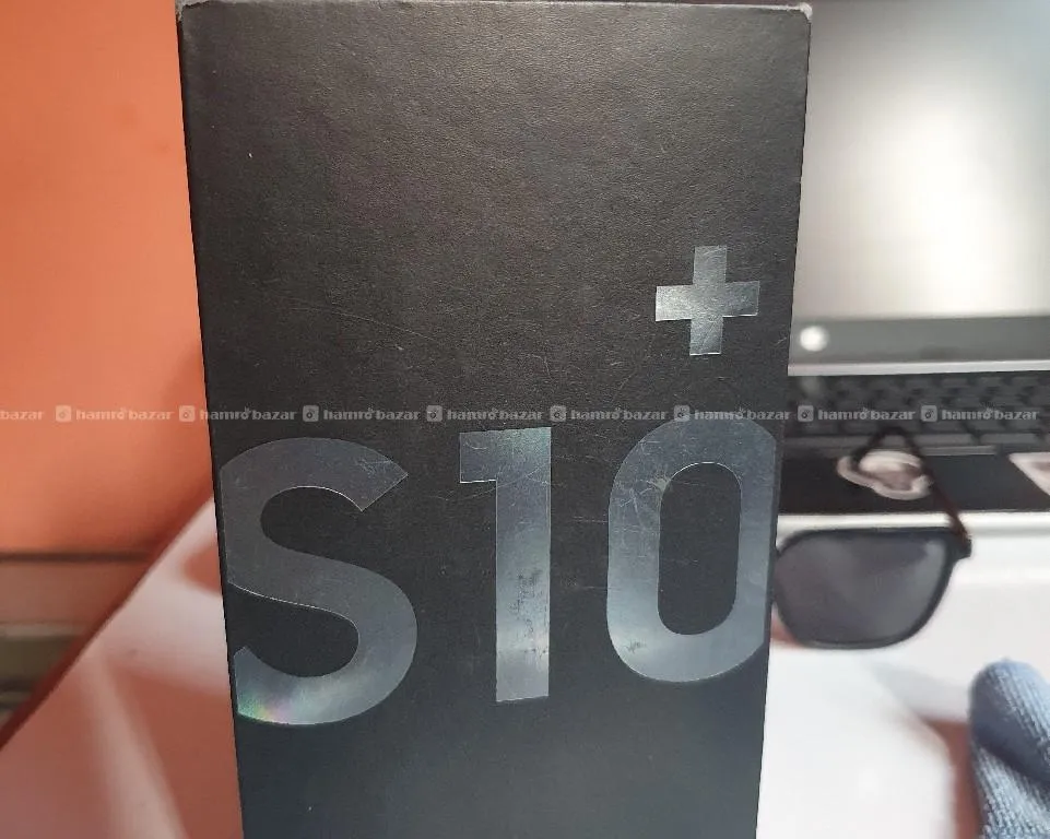 SAMSUNG GALAXY S10+ 4