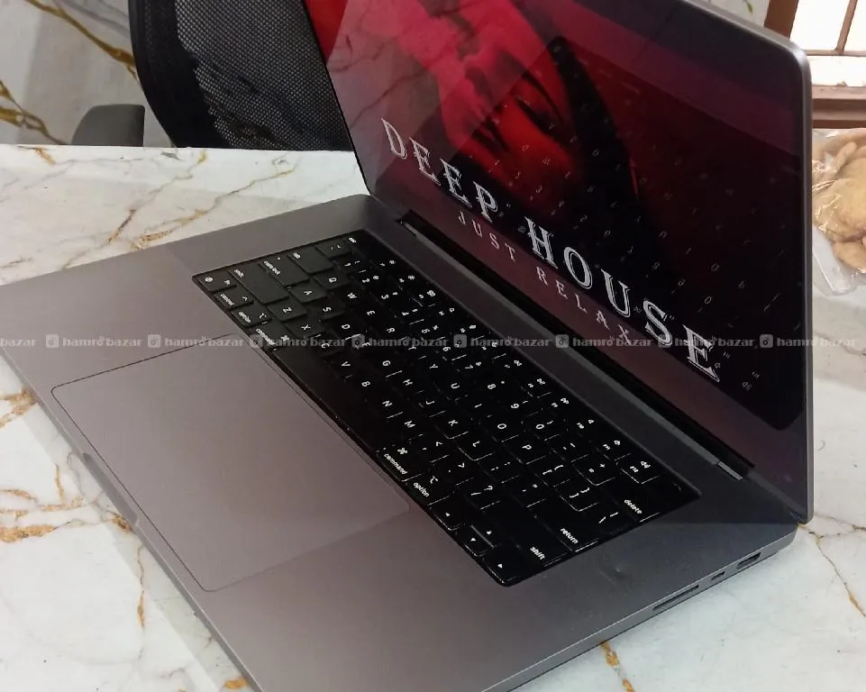 MacBook M1 max 32 GB 1 TB 16 inch 2021 6