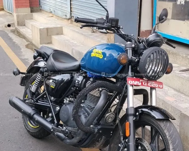 Royal Enfield meteor 350 2