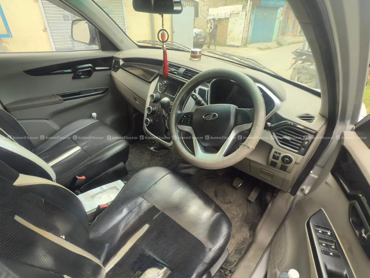 Mahindra KUV k600+100 2016 model 2