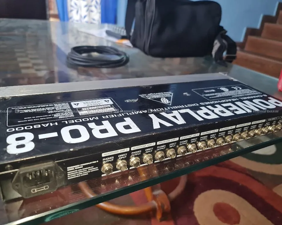 Behringer Powerplay HA8000 V2 8 channel phone mixin 6