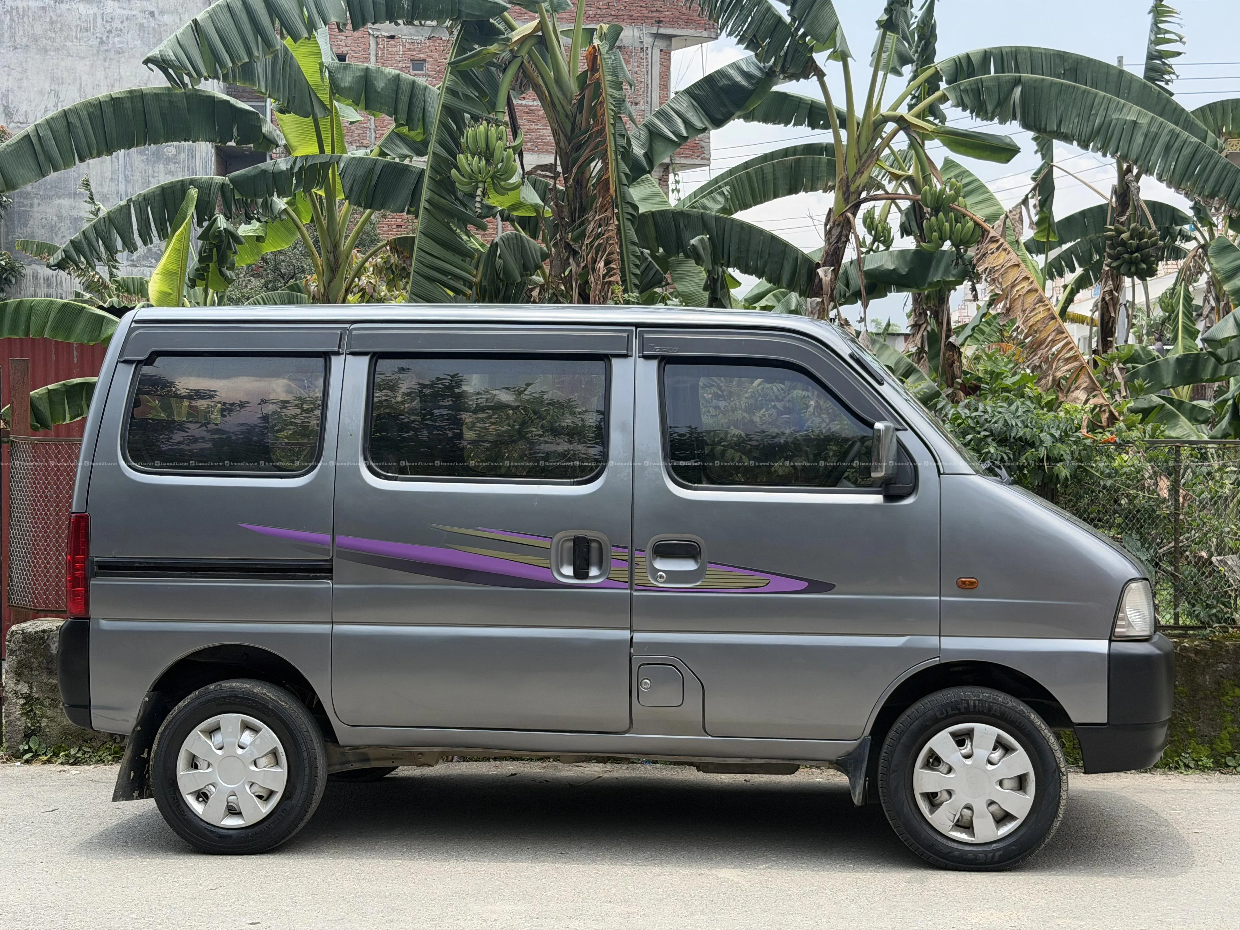🚘 Maruti Suzuki Eeco 7-Seater | 2012 Model | 8