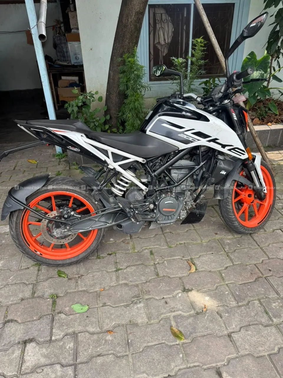 Duke 200 On Sale 3