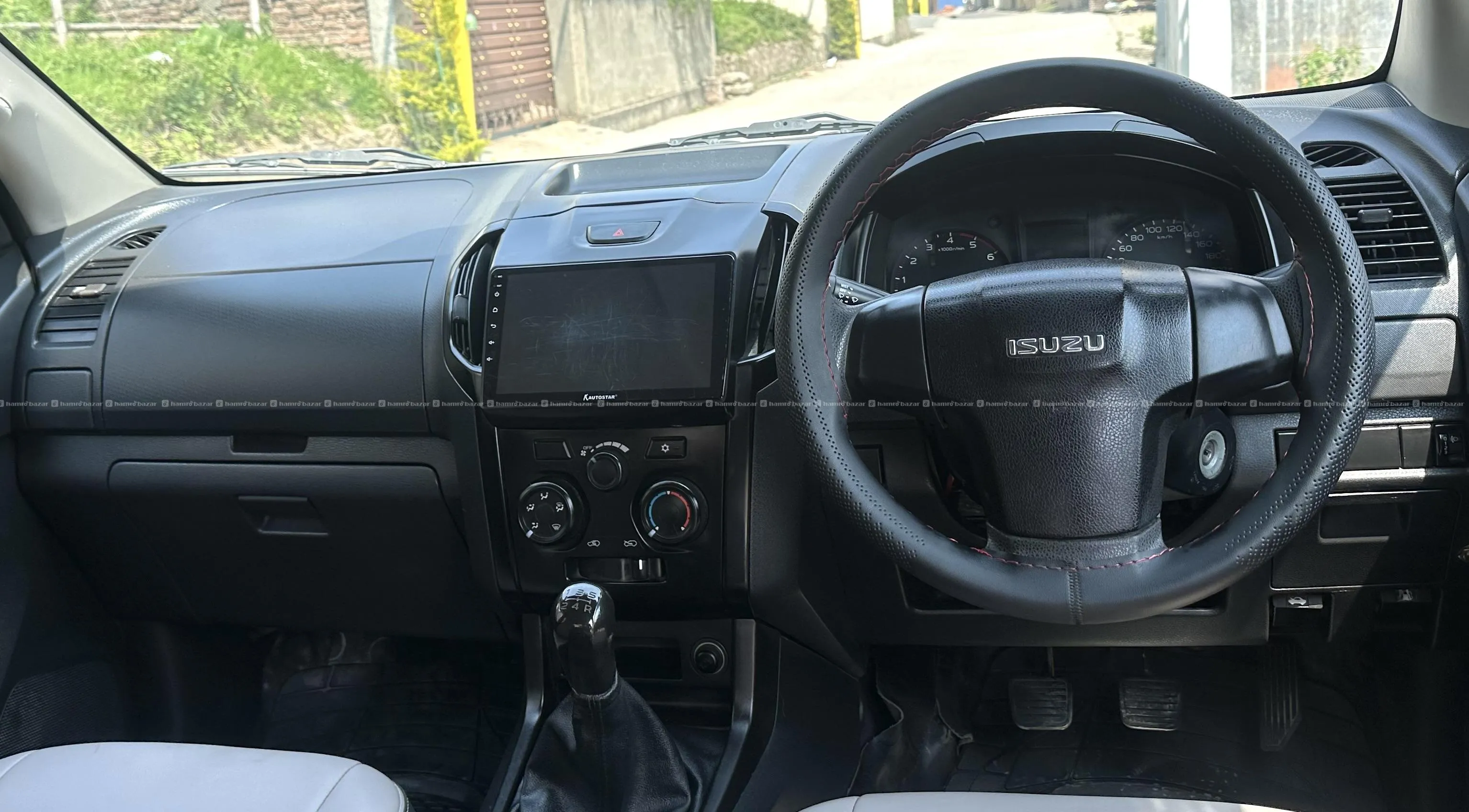 Isuzu Dmax 2018 model for sale 7