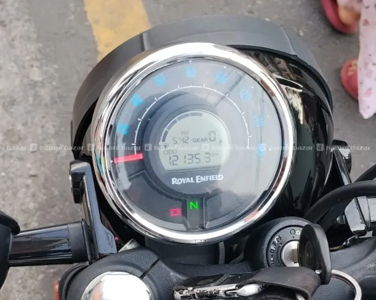 Royal Enfield meteor 350 3