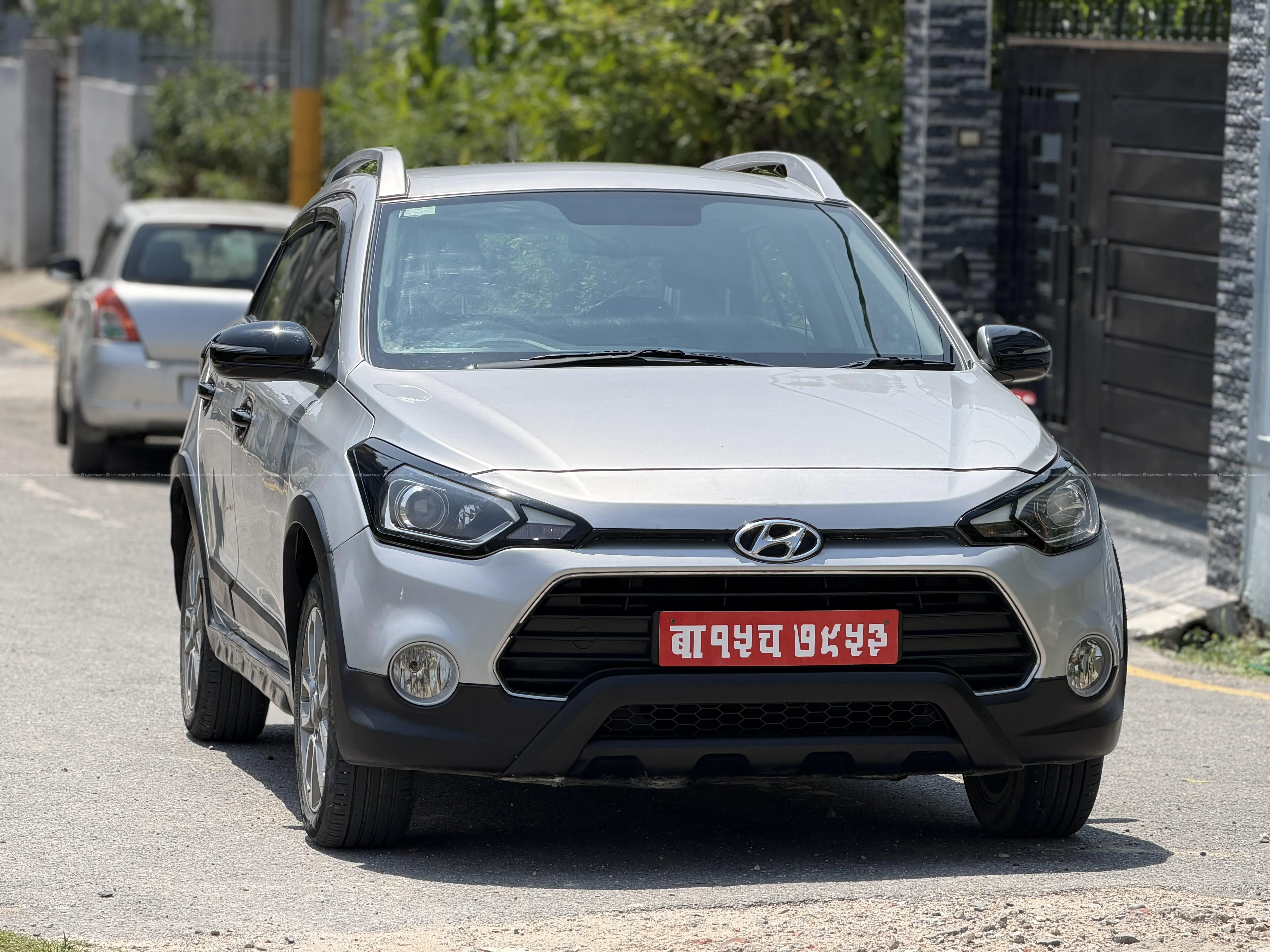 i20 active s 2