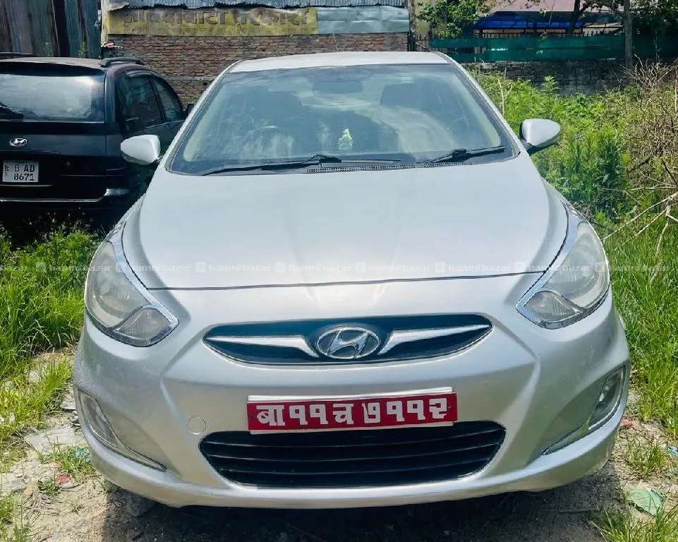 Hyundai varna 2014 model 2