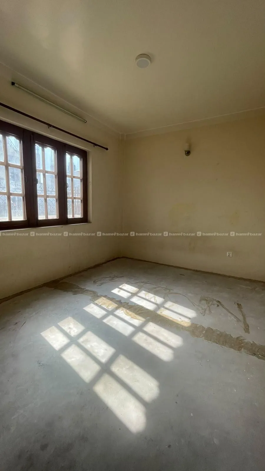 2 BHK  FLAT FOR RENT IN HARISIDHI 6