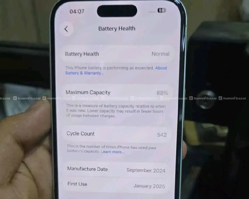 iPhone 16 3