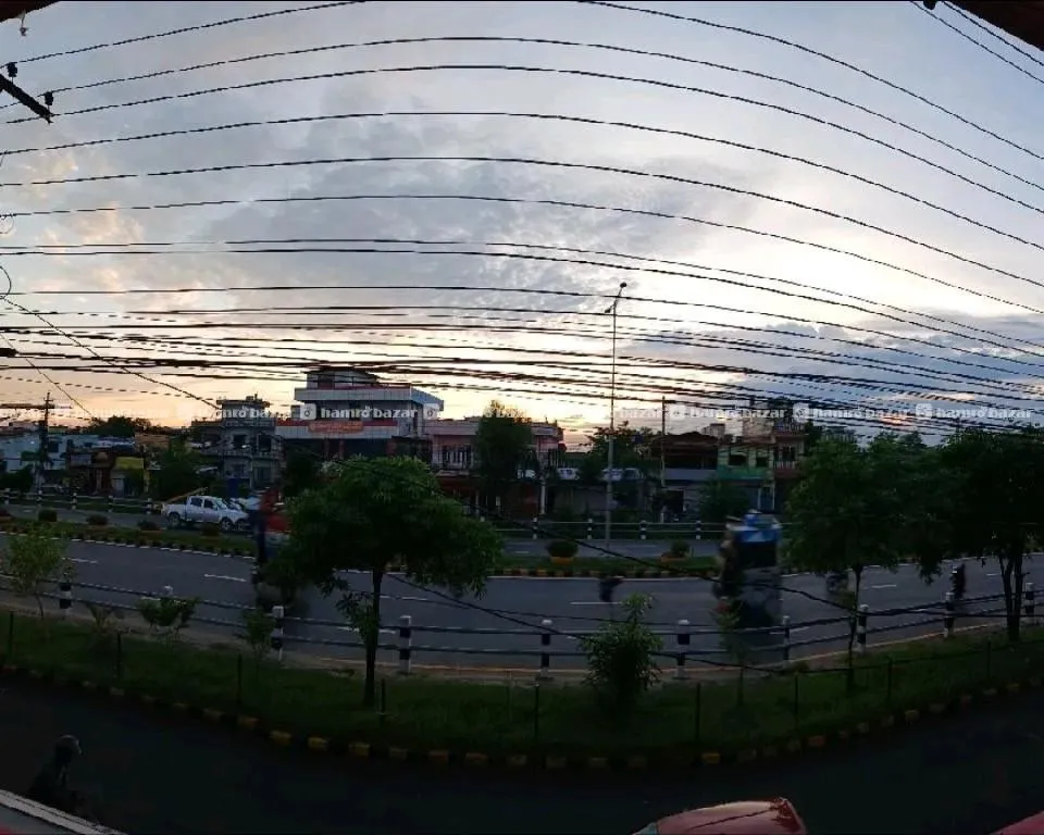 land on sale Bhairahawa hghwy 4km away frm Airport 4