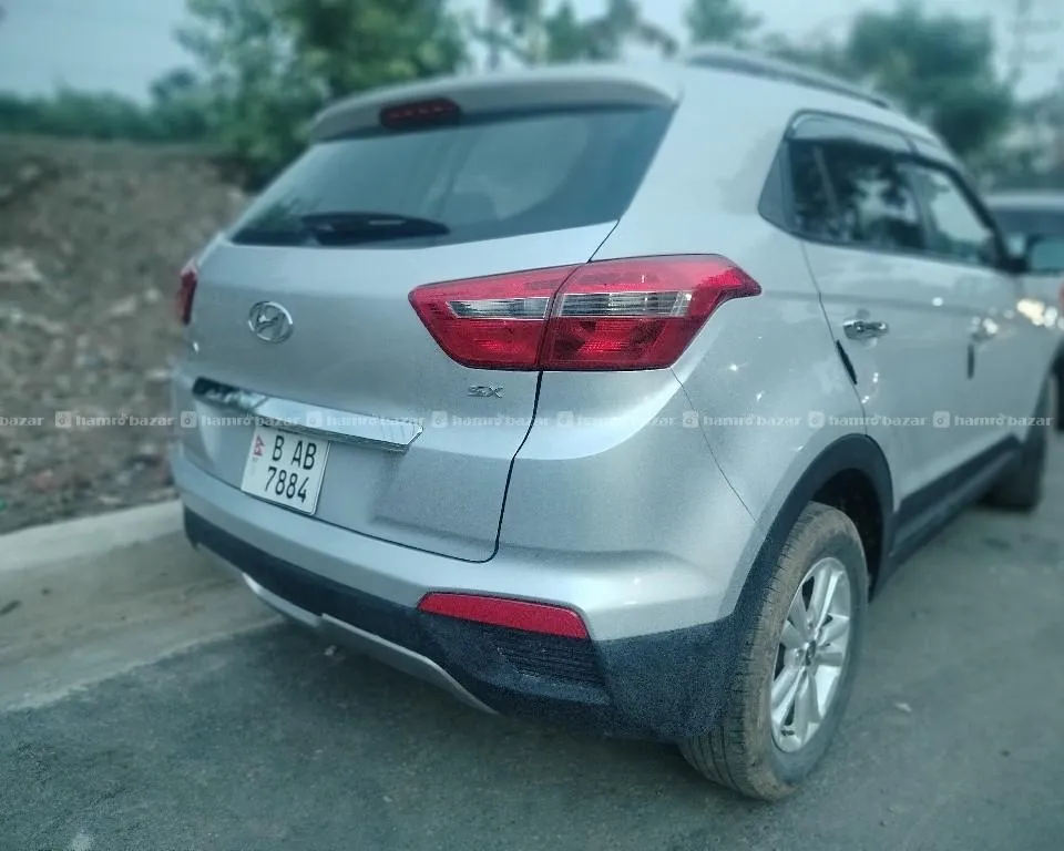 Hyundai Creta sx +  colour original single hand 4