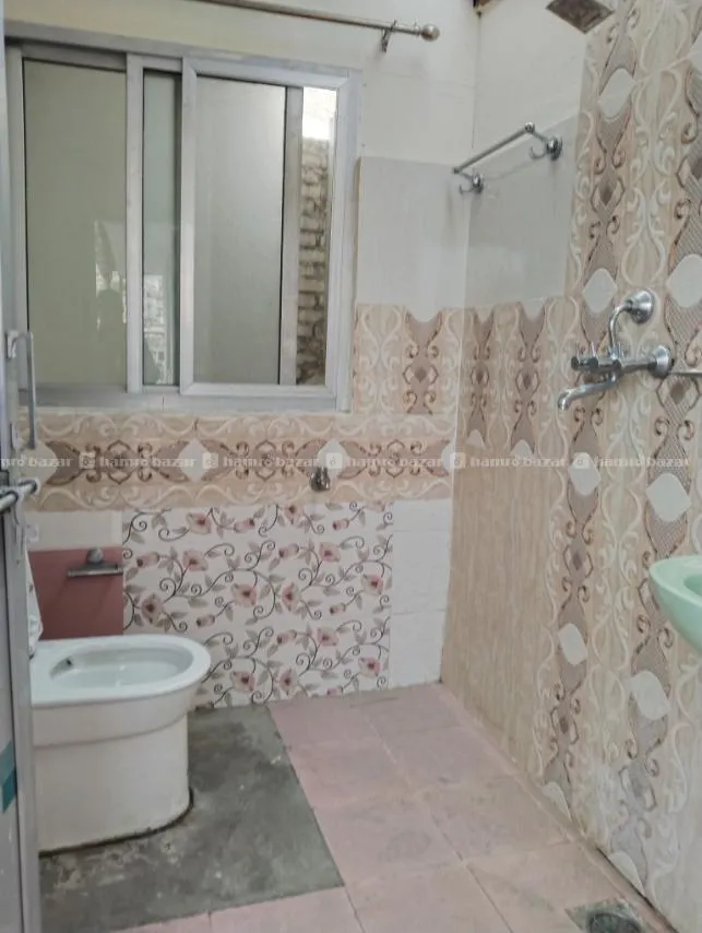 CHABAHIL 1BHK FLAT FOR RENT CAR P,S 5