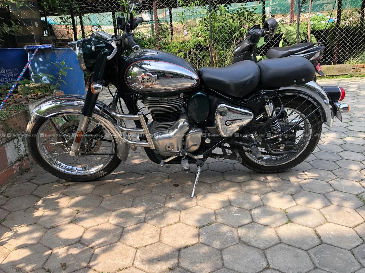 Royal Enfield Classic 350 Emerald 3