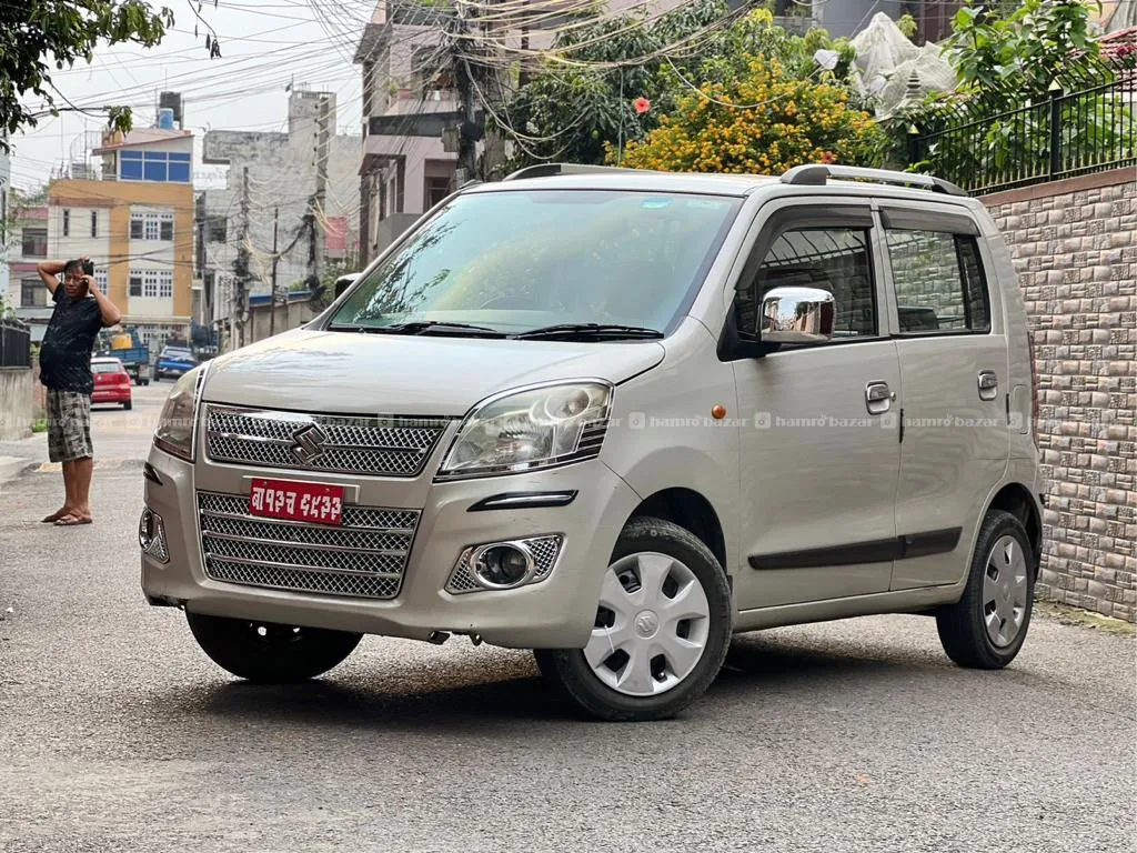 SINGLE HANDED MARUTI SUZUKI WEGON R VXI SALE 5