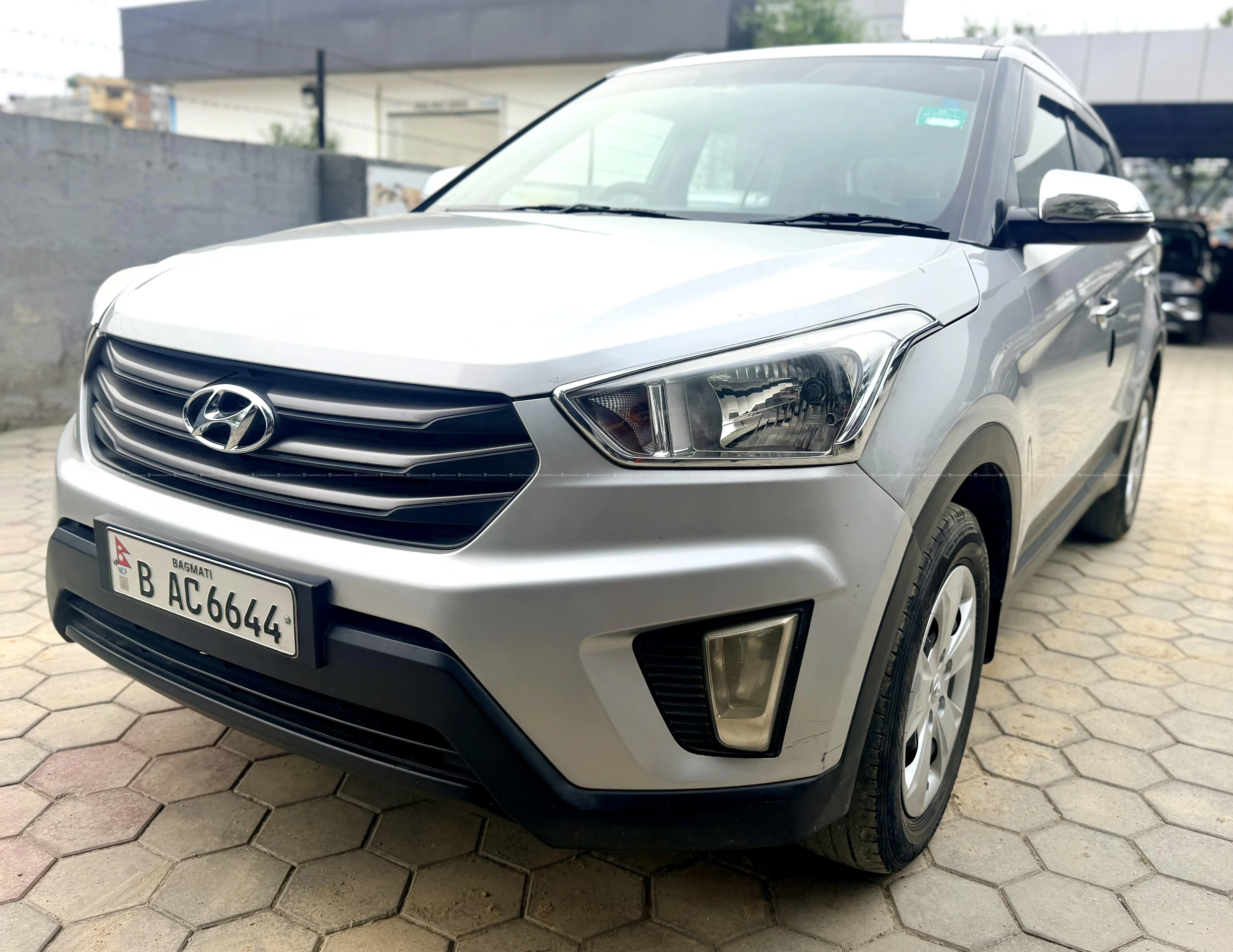 singlehand 2017 hyundai creta 60% finance 5