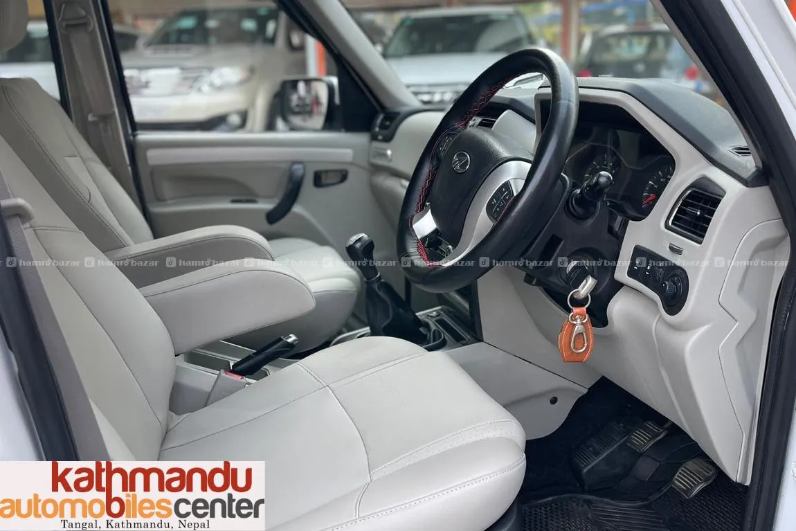 Full Option 2024 Mahindra Scorpio S11 3