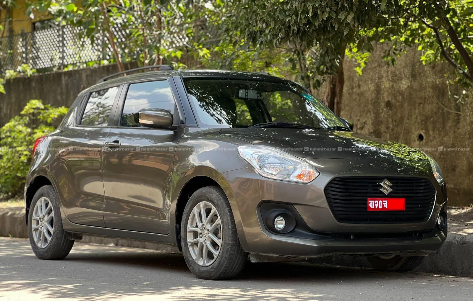 Maruti Suzuki Swift ZXi 2018 "Single Hand" 2