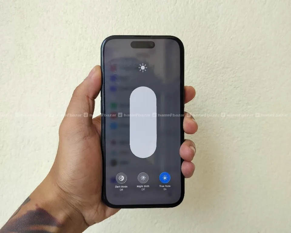iPhone 15 3